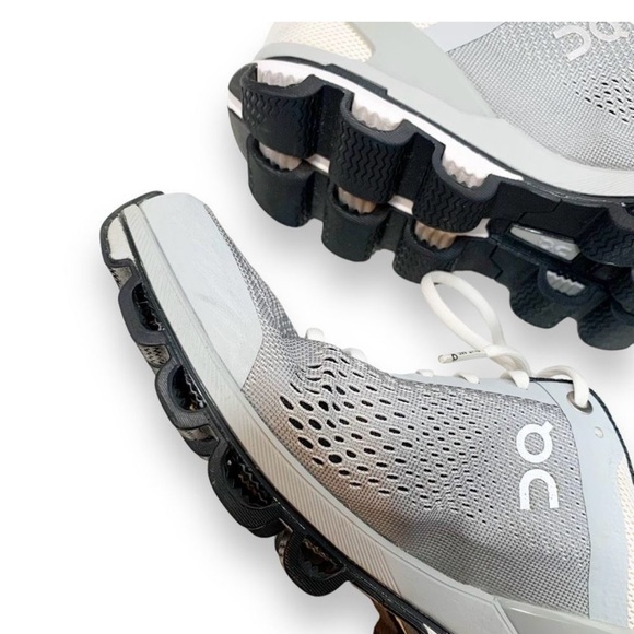 On Cloud women’s Cloudsurfer Glacier Gray Black-running shoes size 6.5 - Picture 8 of 11